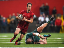 Darren Sweetnam of Munster in action against Oliver Hoskins of London Irish during the Keary's Renault pre-season friendly match between Munster and London Irish at Irish Independent Park in Cork. Photo by Diarmuid Greene/Sportsfile