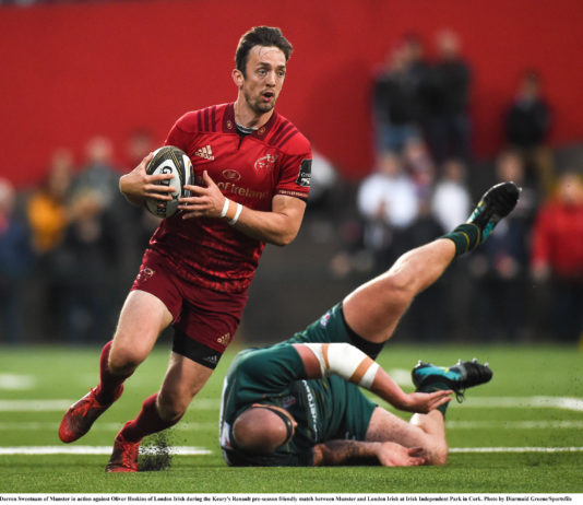 Darren Sweetnam of Munster in action against Oliver Hoskins of London Irish during the Keary's Renault pre-season friendly match between Munster and London Irish at Irish Independent Park in Cork. Photo by Diarmuid Greene/Sportsfile