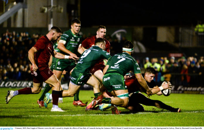 Dan Goggin of Munster scores his side's second try despite the efforts of Tom Daly of Connacht during the Guinness PRO14 Round 13 match between Connacht and Munster at the Sportsground in Galway. Photo by Diarmuid Greene/Sportsfile