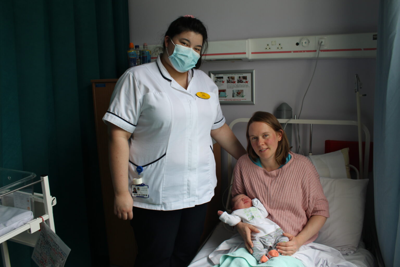 International Day of the Midwife celebrated at University Maternity ...